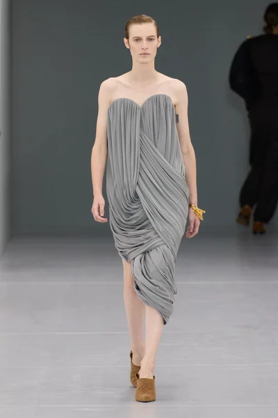 Look 23